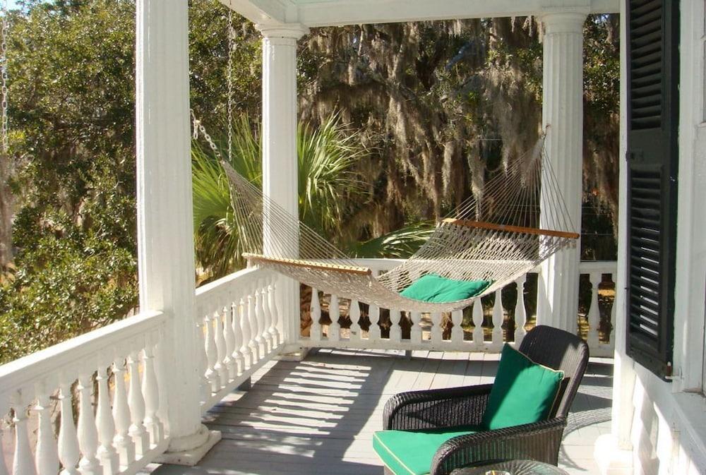 Rhett House Bed & Breakfast Beaufort Exterior photo